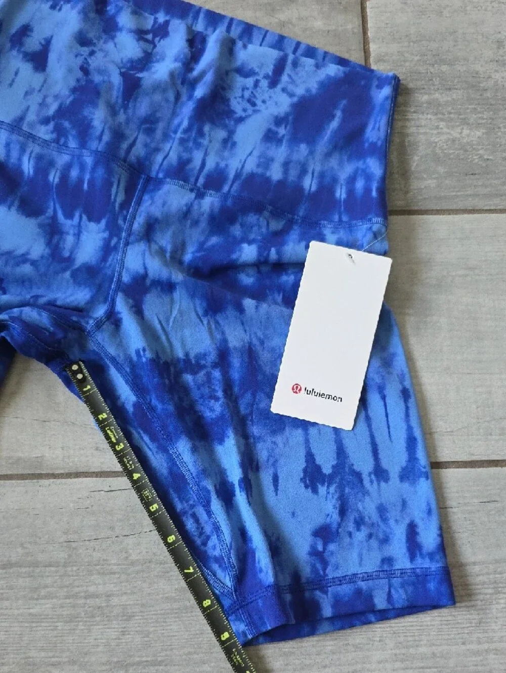Lululemon Align Blue Tie-Dye Women’s Bike Shorts - Picture 8 of 10